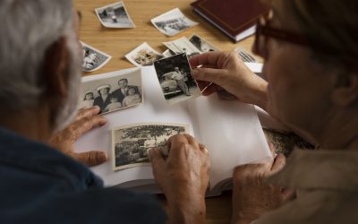 Terapia de reminiscencia: Estimulación de la memoria en personas con Alzheimer