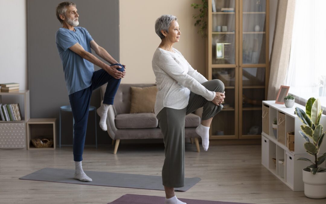 Fisioterapia mayores: ejercicios básicos y seguros
