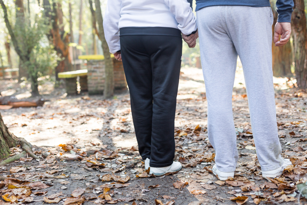 10 ejercicios para fortalecer las piernas personas mayores