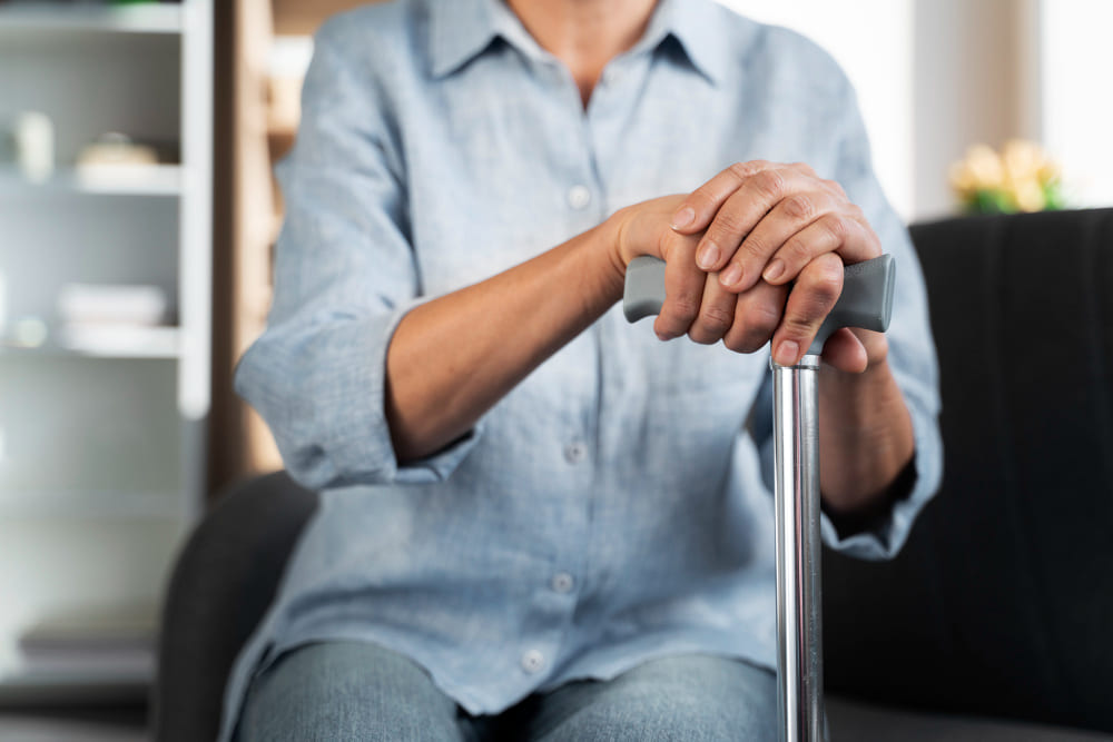 ¿Cuál es el tiempo de recuperación de fractura de cadera en ancianos?