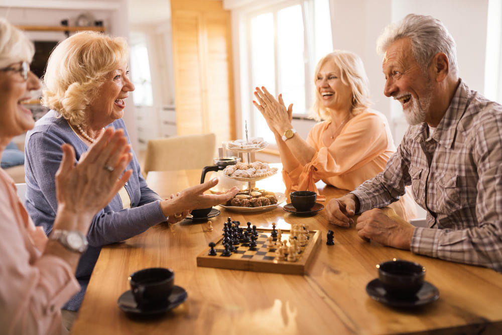 Actividades de socialización para adultos mayores